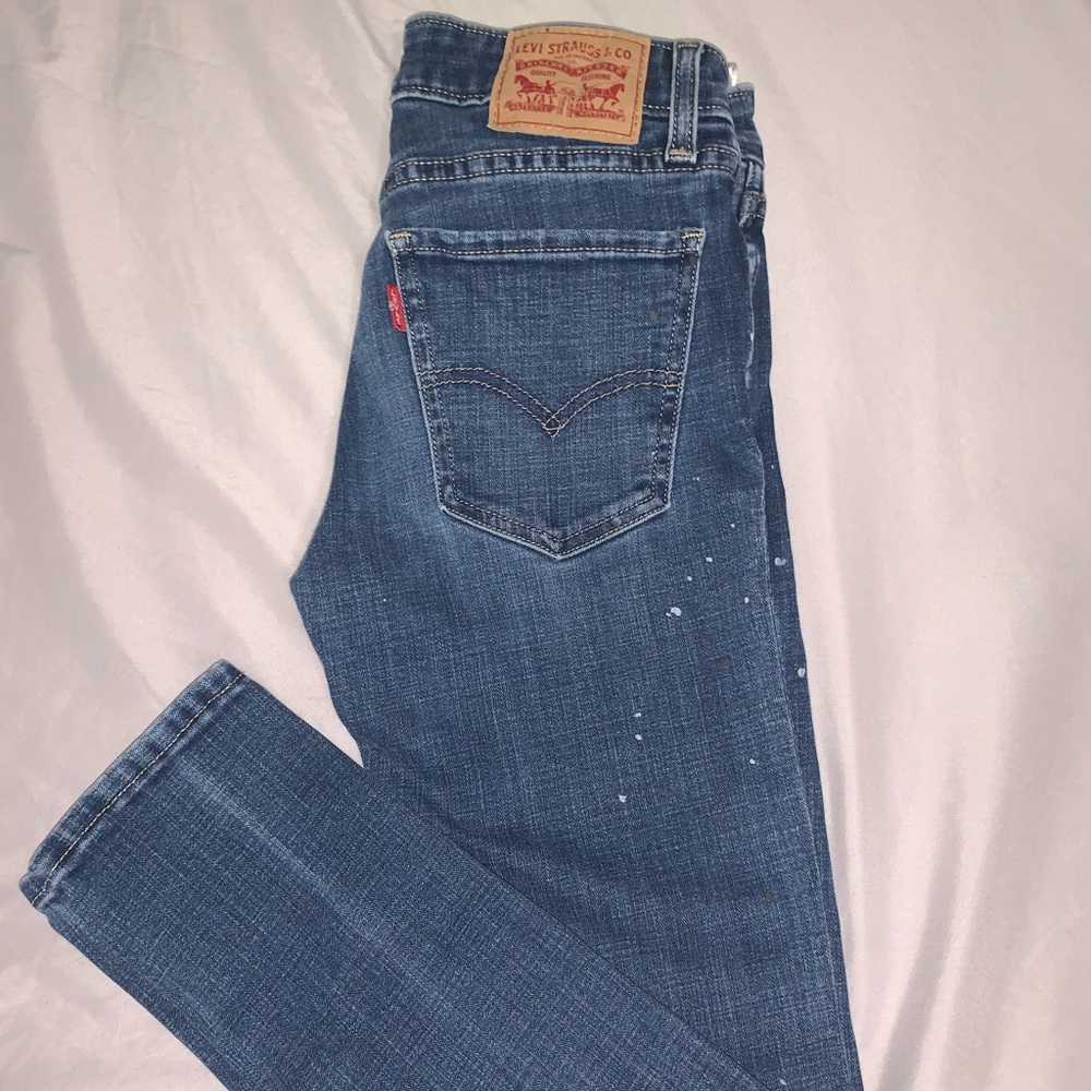 LEVIS DARK WASHED JEAN WITH PAINT SPLATTER DESIGN